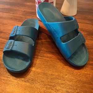 *New* Freedom Moses Slide in Ink